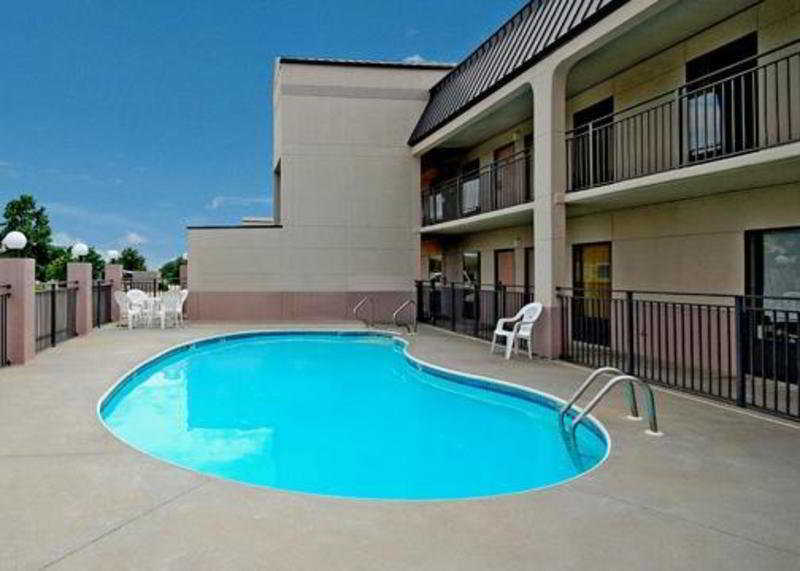 Quality Inn Us65 & E Battlefield Rd Springfield Facilities photo