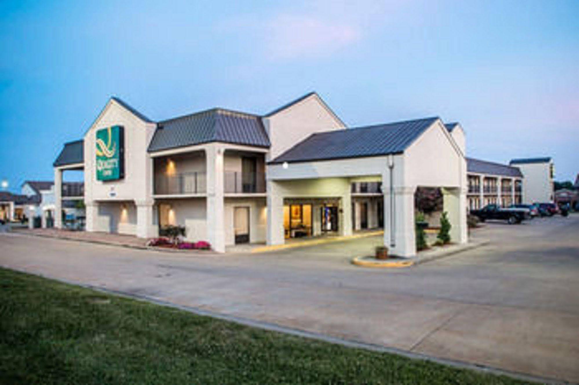 Quality Inn Us65 & E Battlefield Rd Springfield Exterior photo
