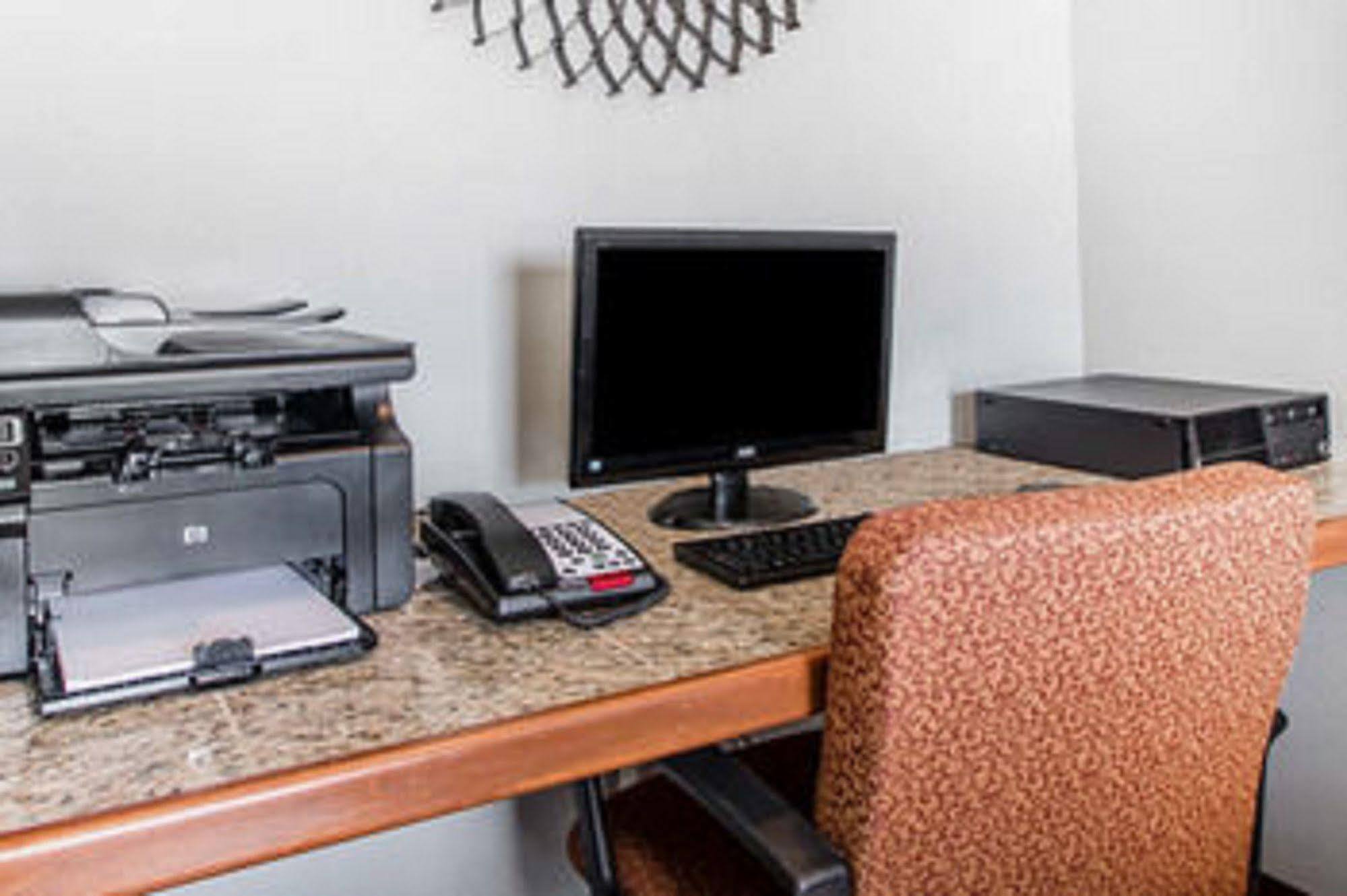 Quality Inn Us65 & E Battlefield Rd Springfield Exterior photo