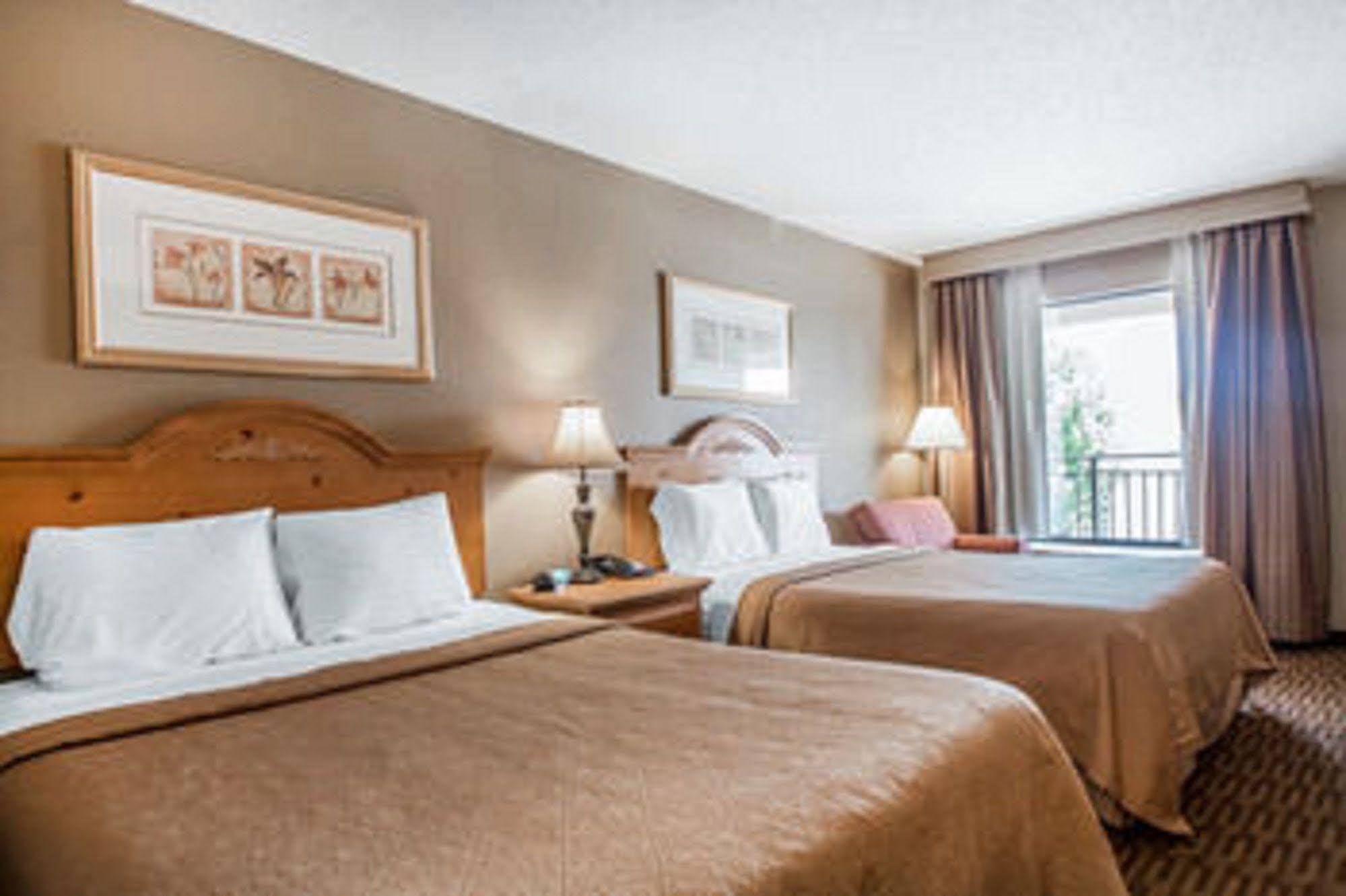 Quality Inn Us65 & E Battlefield Rd Springfield Exterior photo