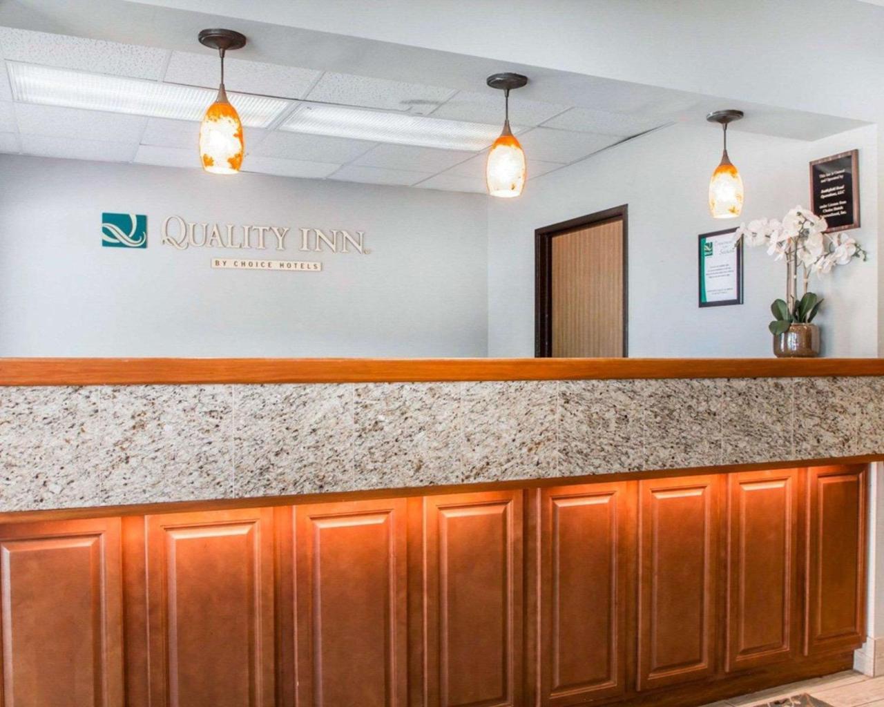 Quality Inn Us65 & E Battlefield Rd Springfield Exterior photo