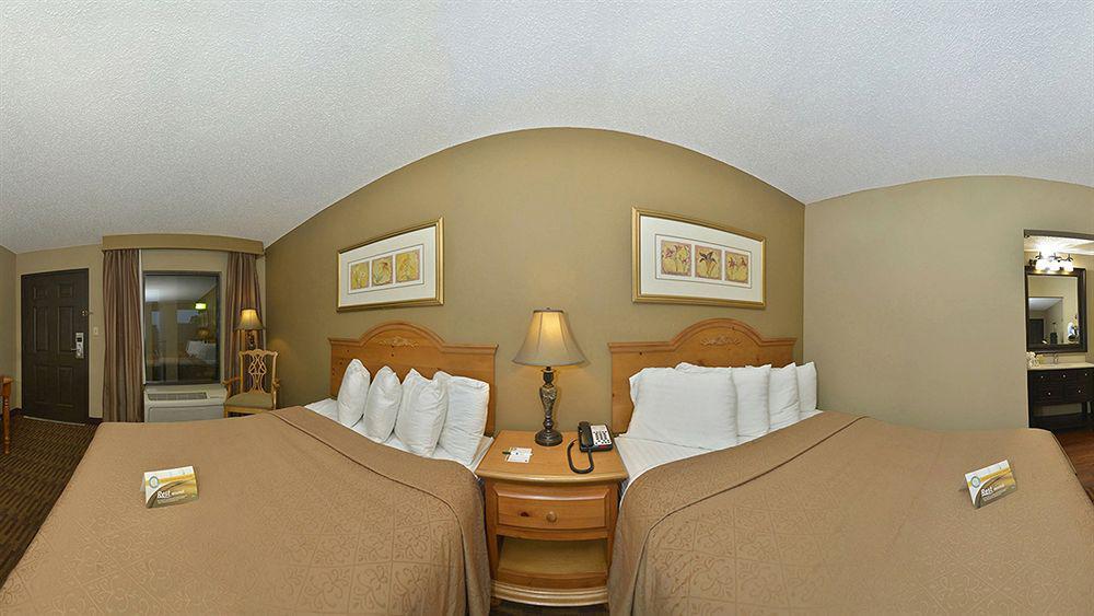 Quality Inn Us65 & E Battlefield Rd Springfield Exterior photo